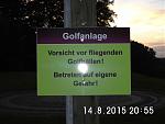 Warnung vor dem Golfball.JPG