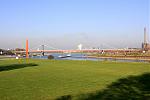 Duisburg_-_Am_Bört_-_Ruhrmündung_-_Rheinorange_-_Friedrich-Ebert-Brücke_02_ies.jpg