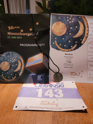 Urkunde-Medaille.jpg