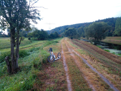 Am frühen Morgen im Tal der Weißen Elster nördlich von Gera (auf einer Umleitung...).