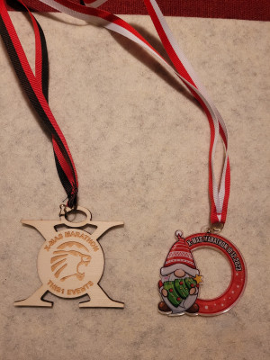 X-Mas-MA-2023-2Medaillen.jpg