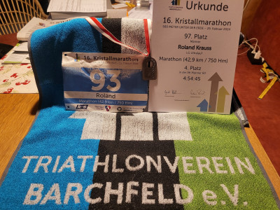 Merkers-MA-2024-Urkunde-Medaille-Badetuch.jpg