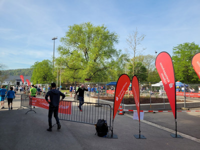 6Std-Lauf-Kelhein-2024-am-Start.jpg