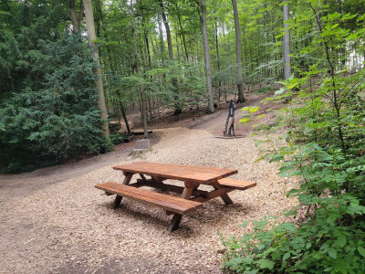 Bergischer-12-Std-Lauf-Rastplatz-an-der-Laufstrecke.jpg