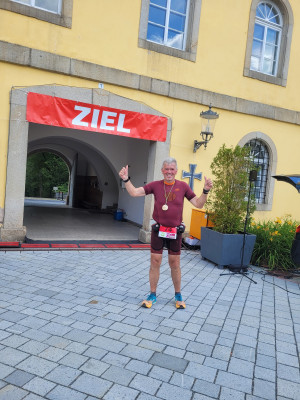 Fichtelgebirgs-MA-2024-im-Ziel.jpg