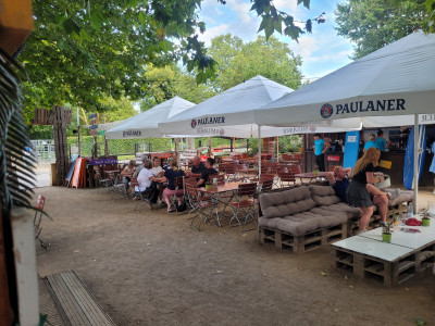 Charity-Mega-Run Bingen 2024-Biergarten.jpg