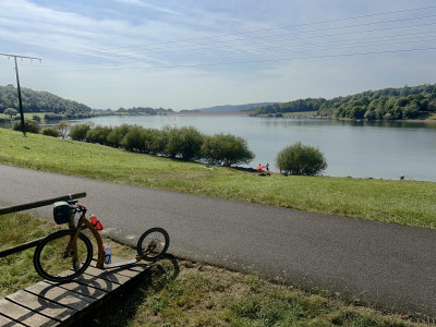 Am Niddastausee