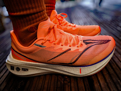 Li Ning Feidian Challenger 3.jpg
