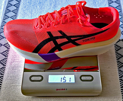 Asics Metaspeed Tokyo.jpg