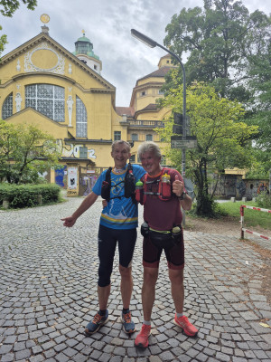 Isar-Süd-MA-2025-Finish-mit-Andreas.jpg