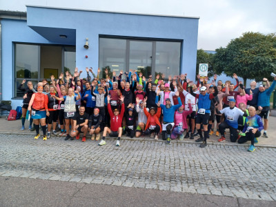 Heppl-Backyard-Ultra-2025-Gruppenfoto.jpg